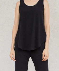 Wanderlust By Abby Round Neck Sleeveless Top
