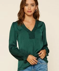 Wanderlust By Abby Shirred V-Neck Blouse NEW