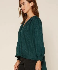 Wanderlust By Abby Animal Print Jacquard Blouse NEW