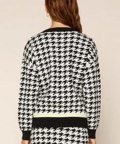 Wanderlust By Abby NEW Houndstooth Sweater