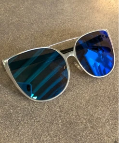 Wanderlust By Abby Extra Large Cat Eyed Sunglasses NEW