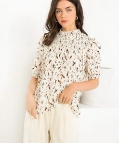 Wanderlust By Abby NEW Ruched Sleeve Smocked Top