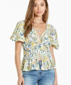 Wanderlust By Abby Chrisy Peplum Shirt NEW