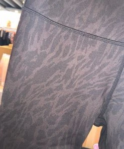 Wanderlust By Abby Black Animal Print Leggings NEW