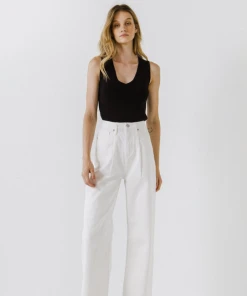 Wanderlust By Abby NEW Basic Sleeveless V-Neck Top