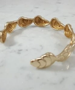 Mimosa Handcrafted JEWELRY Mimosa Oyster Shell Bracelet